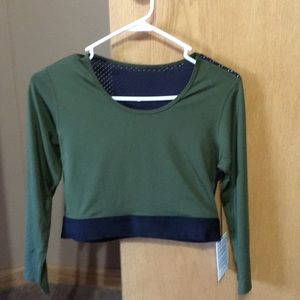 Nike crop shirt